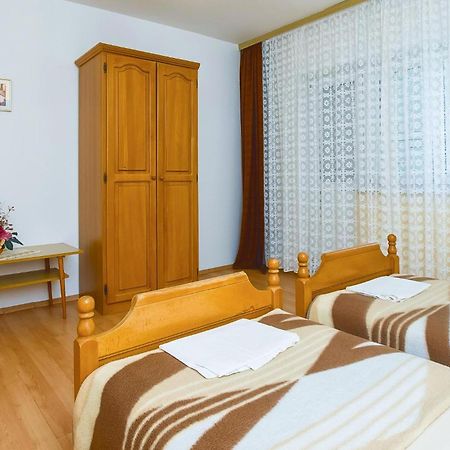 Beautiful Apartment In Omis With Wifi Екстер'єр фото