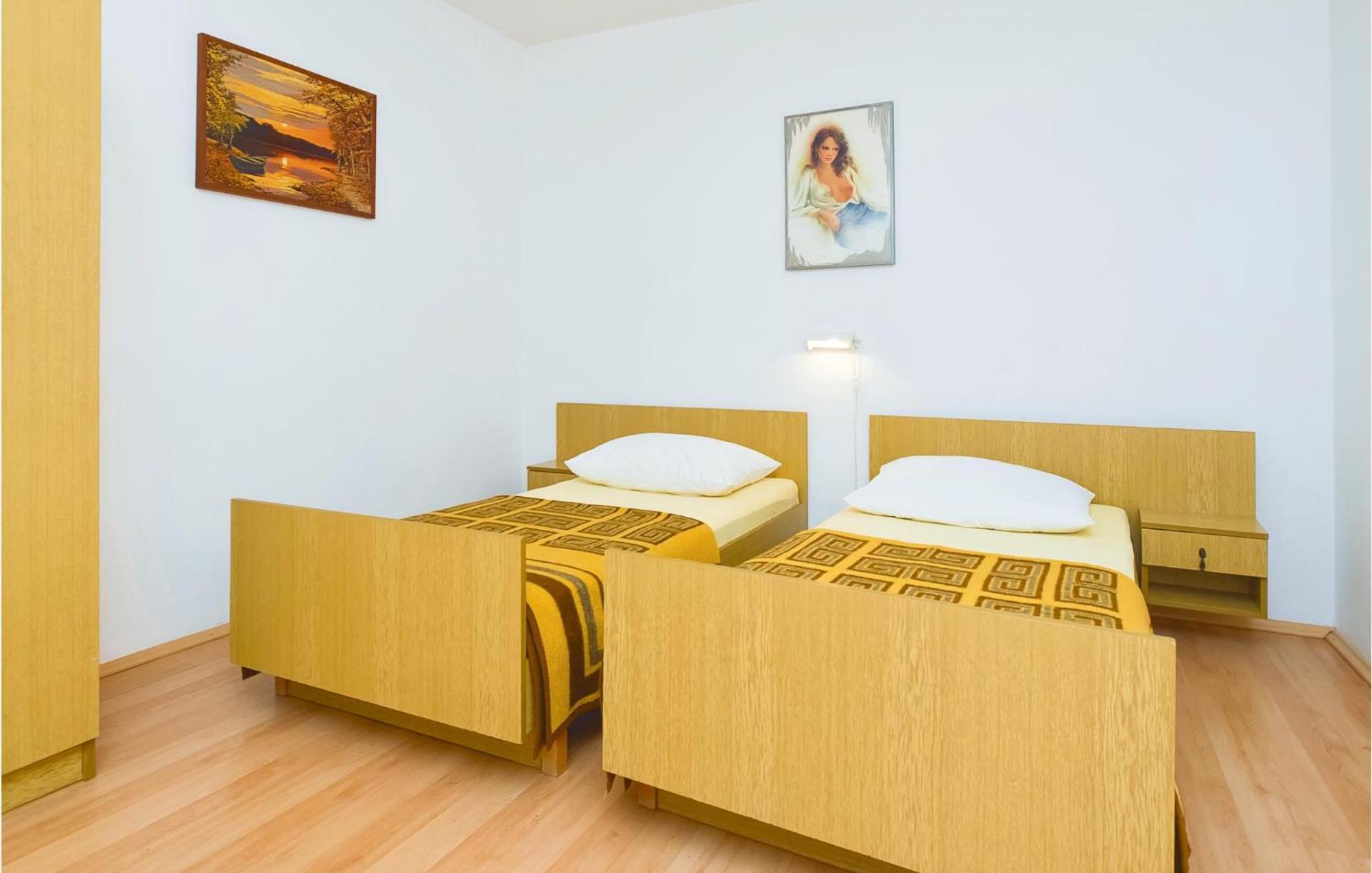 Beautiful Apartment In Omis With Wifi Екстер'єр фото
