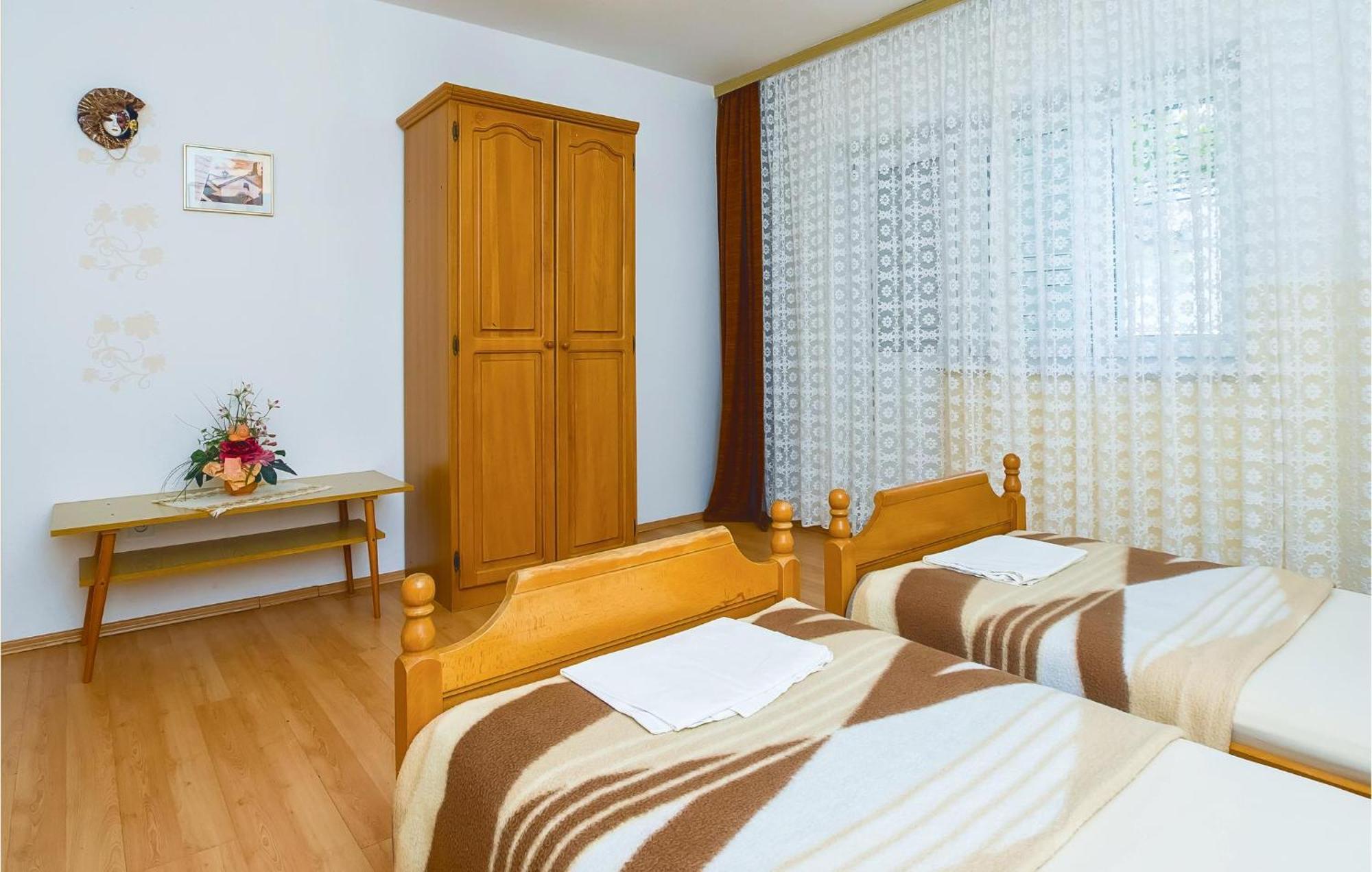 Beautiful Apartment In Omis With Wifi Екстер'єр фото