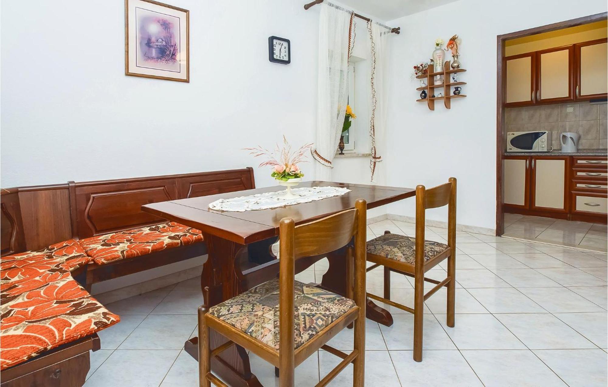 Beautiful Apartment In Omis With Wifi Екстер'єр фото